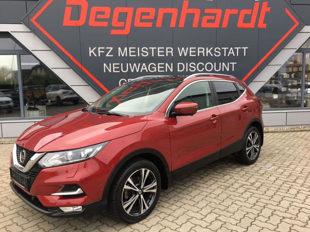 NISSAN Qashqai Tekna 1.2 DIG-T NAV PANO 360°